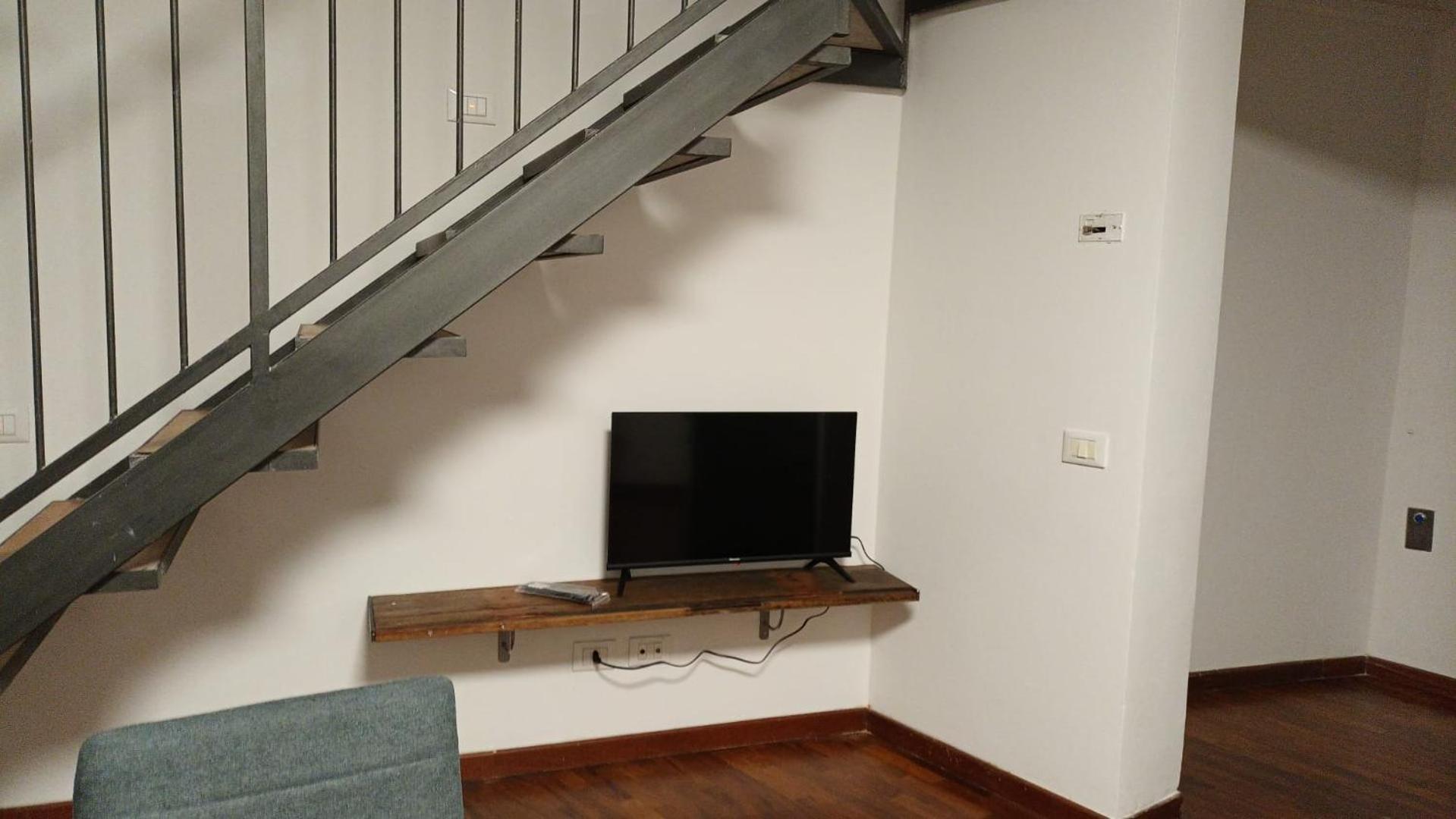 Apartamento Casa N 1 Con Parcheggio Privato E Colonnina Ricarica Livorno Exterior foto