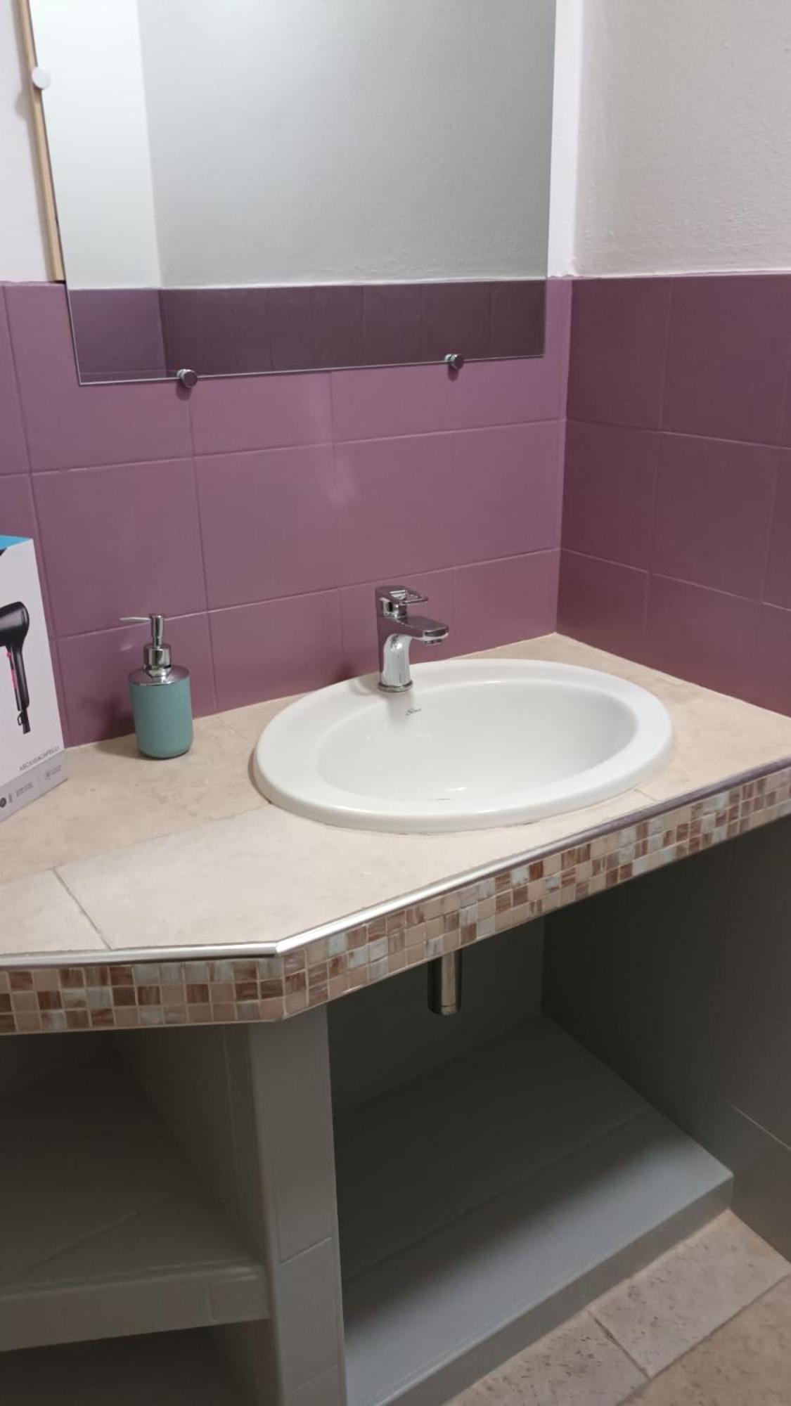 Apartamento Casa N 1 Con Parcheggio Privato E Colonnina Ricarica Livorno Exterior foto
