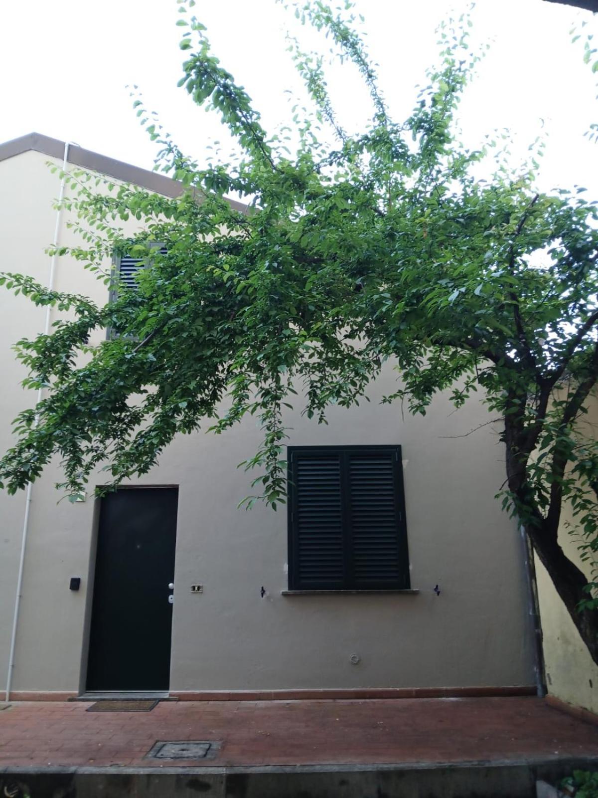 Apartamento Casa N 1 Con Parcheggio Privato E Colonnina Ricarica Livorno Exterior foto