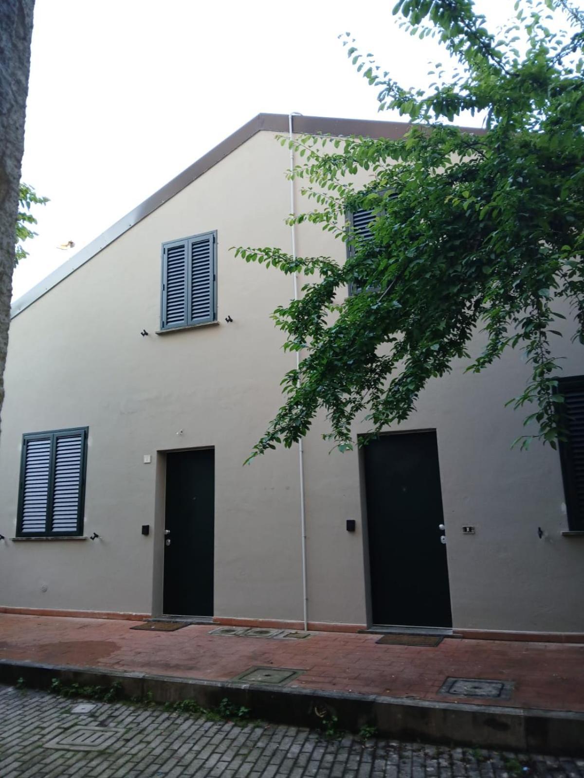 Apartamento Casa N 1 Con Parcheggio Privato E Colonnina Ricarica Livorno Exterior foto